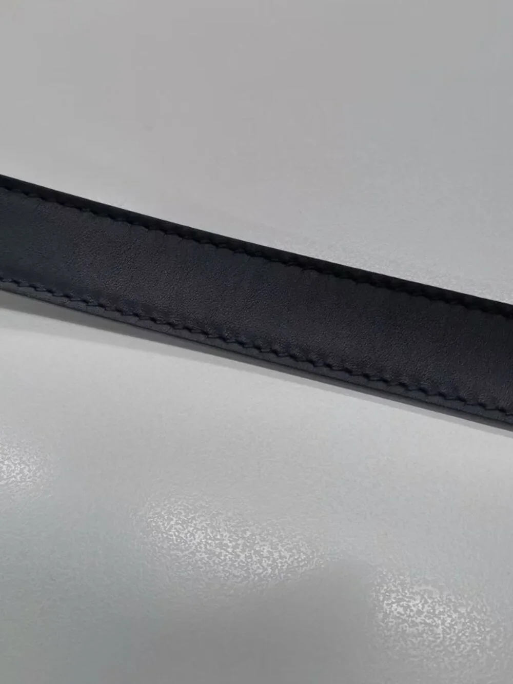 Gucci GG Logo Thin Belt Black 20mm Everyday Luxury - Picture 6 of 7